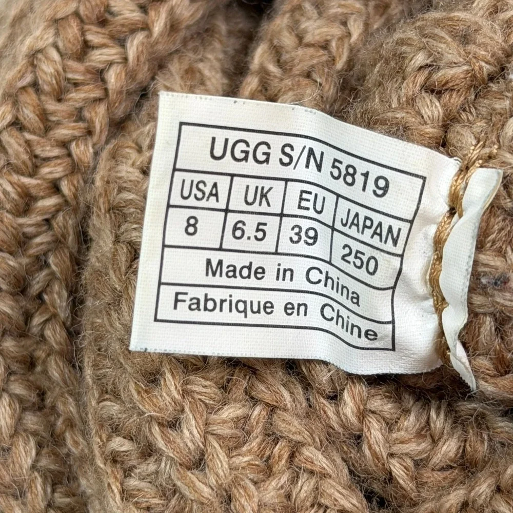 UGG Classic Cardy Boots Women 8 Tan Knit Three Button 5819 Tall Slouchy